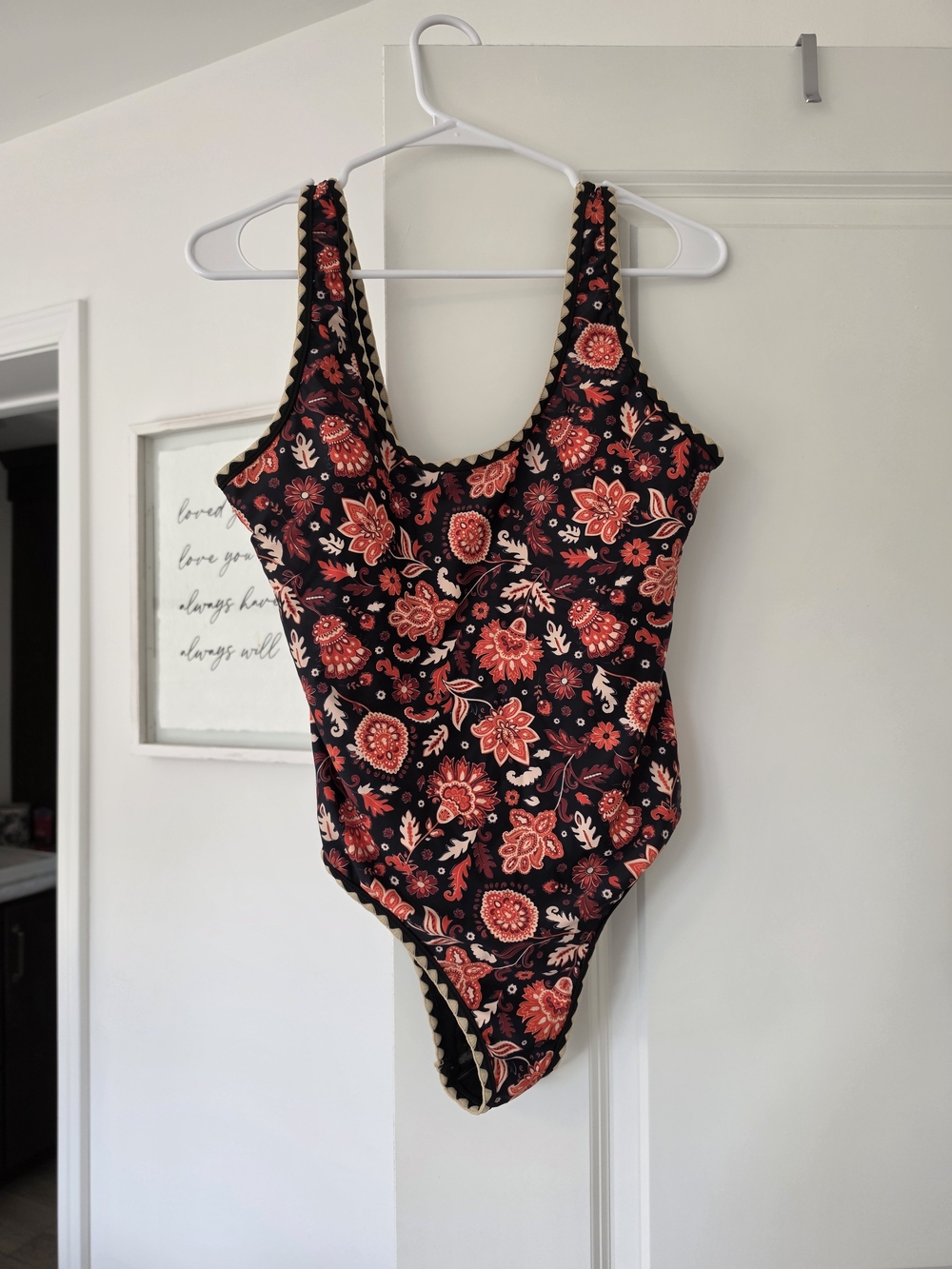 Shein Floral Print Womens One-Piece Swimsuit - Black & Red